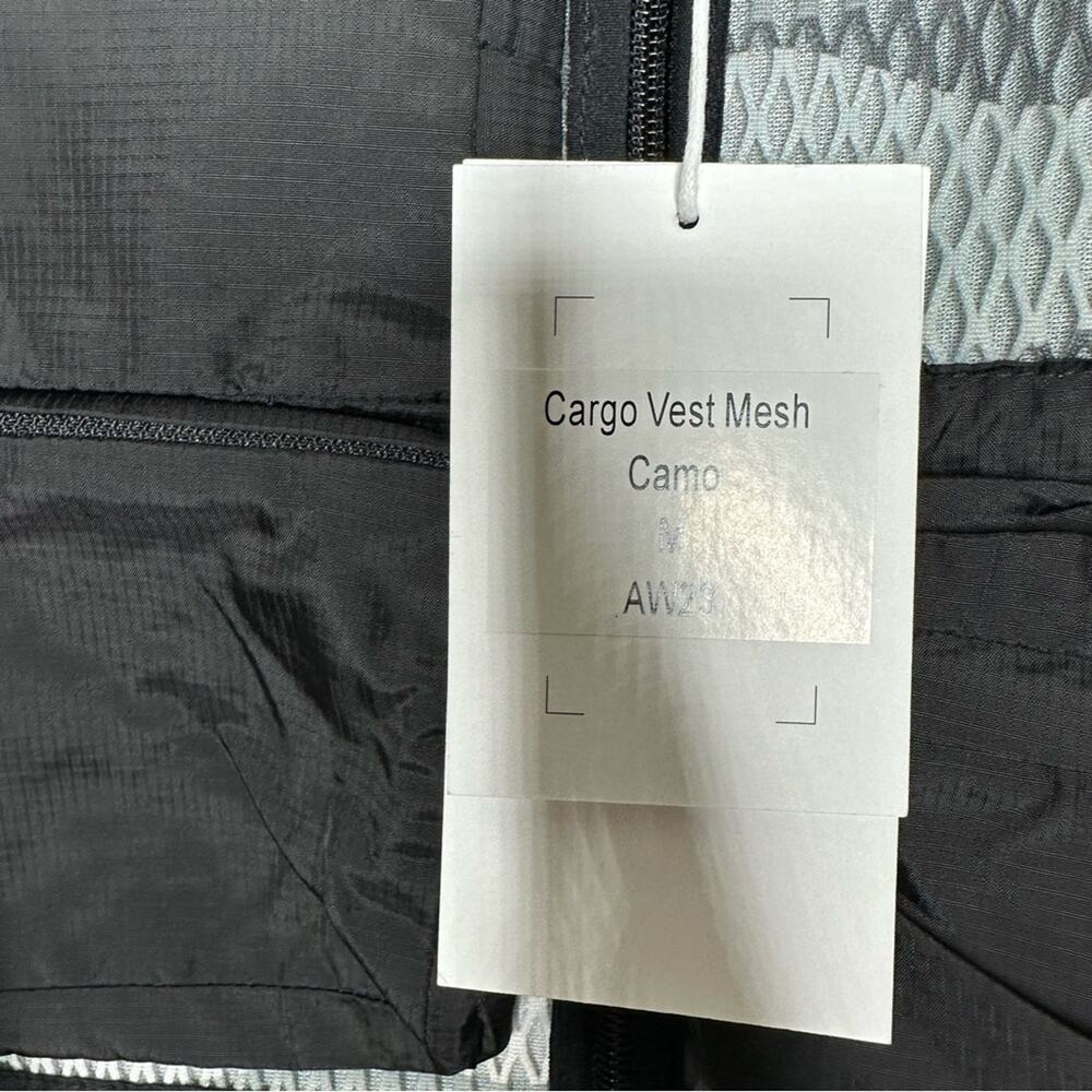 RAINS Dili Cargo Vest Mesh NWT in Size Medium & Heavy Fleece Camo Headband NWT - Picture 5 of 9